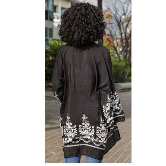 Embroidered Floral Vine Lightweight Kimono - Picture 2 of 2
